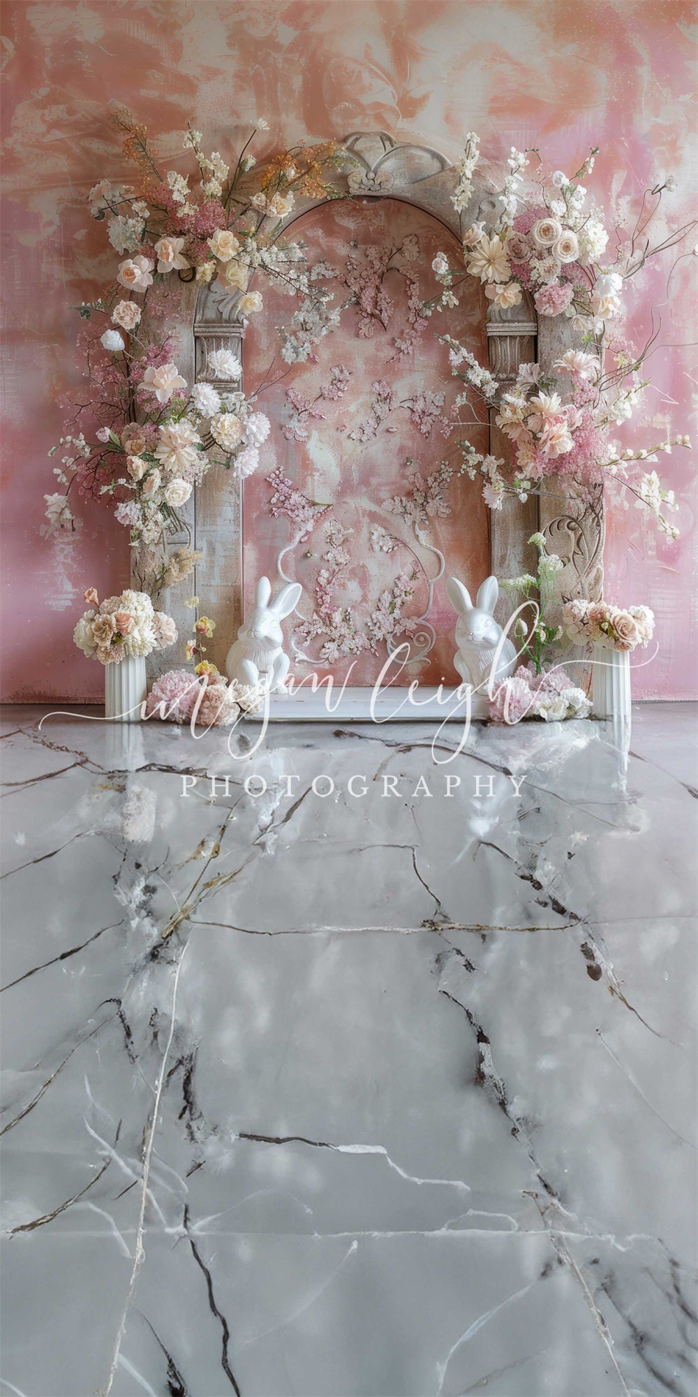 Kate Sweep Mur-à-Sol Marbre Lapin Arche Fleurs Rose Toile de fond conçue par Megan Leigh - Kate Backdrop FR