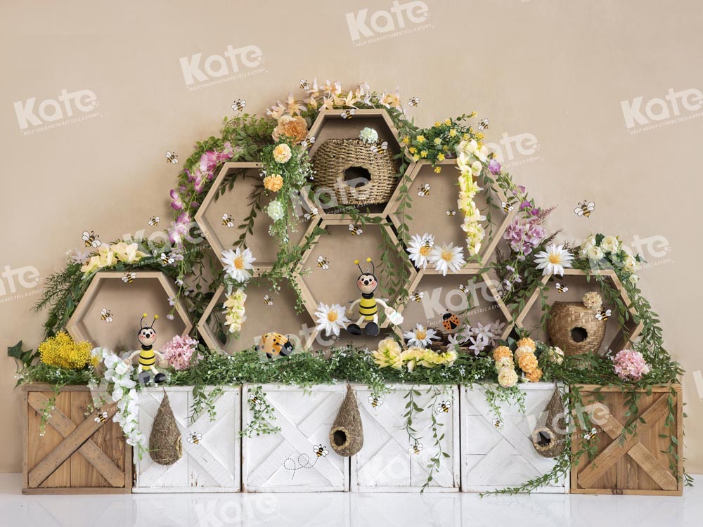 Kate Printemps Abeille Fleur Jardin Toile de fond conçu par Emetselch