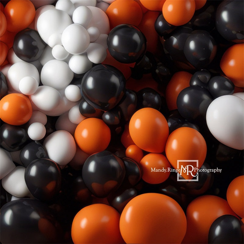 Kate Noir Orange Blanc Ballons Toile de fond conçue par Mandy Ringe