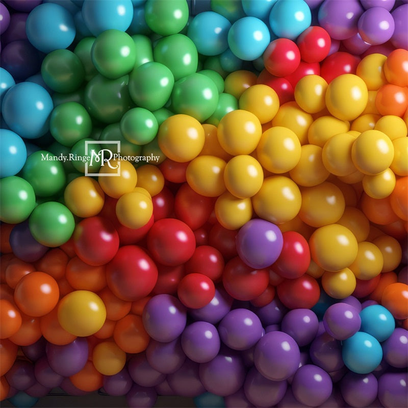 Kate Mur de Ballons Coloré Anniversaire Toile de fond conçue par Mandy Ringe