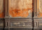 Kate Vieux Mur Victorien Orange Toile de fond conçue par Mandy Ringe - Kate Backdrop FR
