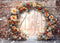 Kate Mur de briques Arche florale Noël Toile de fond conçue par Mini MakeBelieve - Kate Backdrop FR