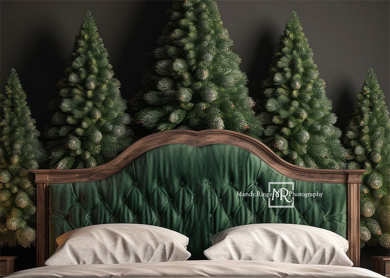 Kate Hiver Pin Tête de lit Toile de fond conçue par Mandy Ringe