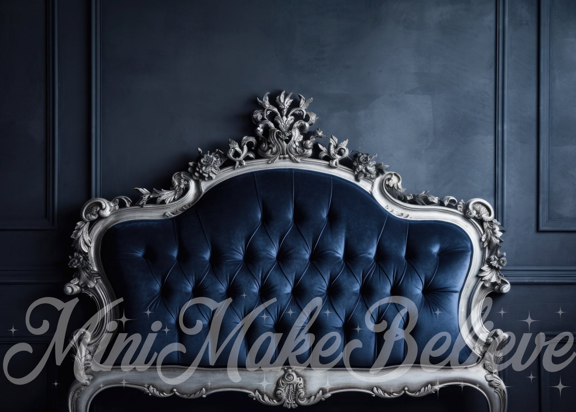 Kate Velours Bleu marine Tête de lit Hanoucca Toile de fond conçue par Mini MakeBelieve
