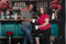 Kate Saint Valentin Thème des années 90 Café Toile de fond conçue par Emetselch - Kate Backdrop FR