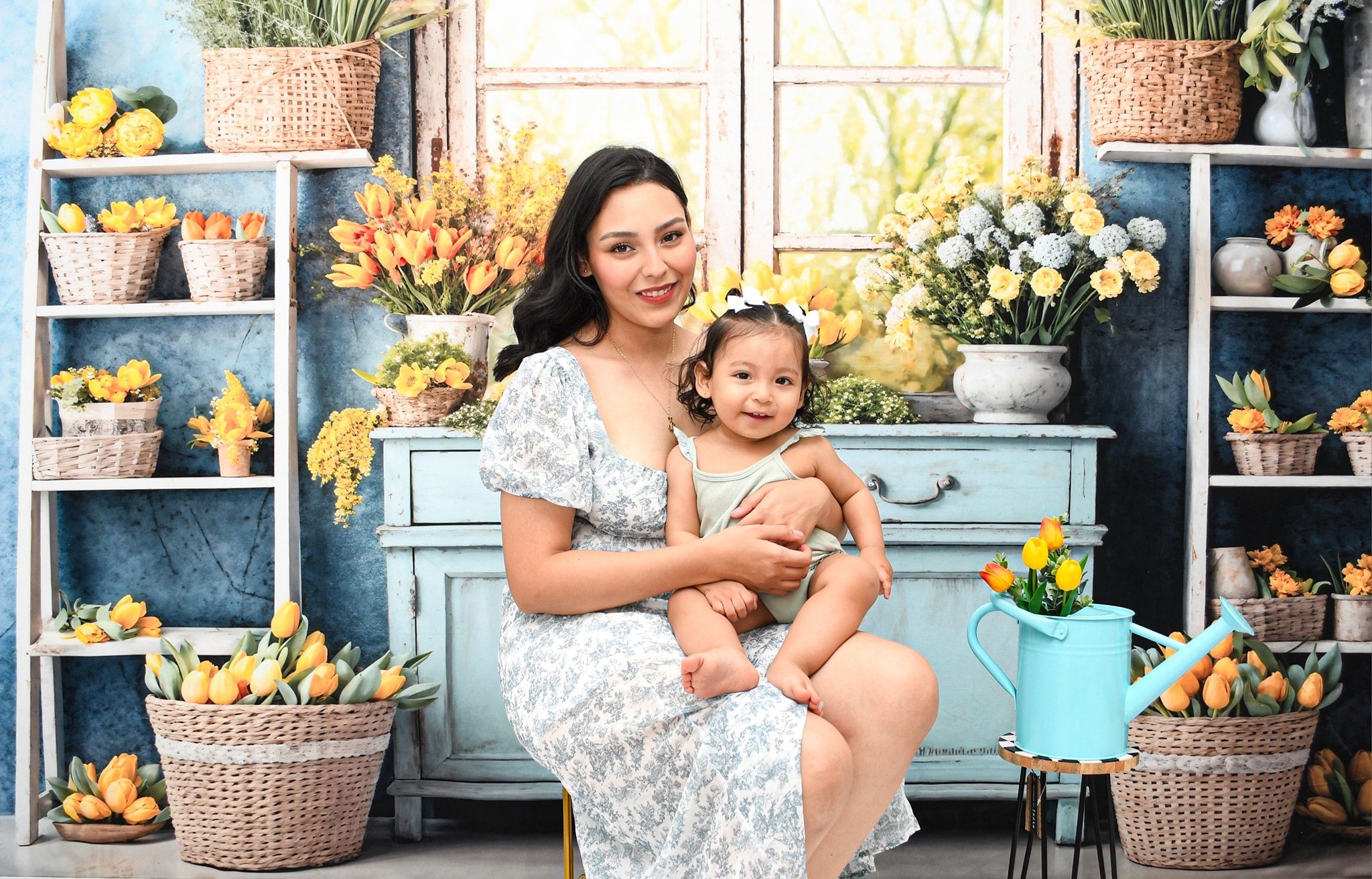 Kate Fleurs Jaune Fenêtre Bleu Chambre Toile de fond conçue par Emetselch - Kate Backdrop FR