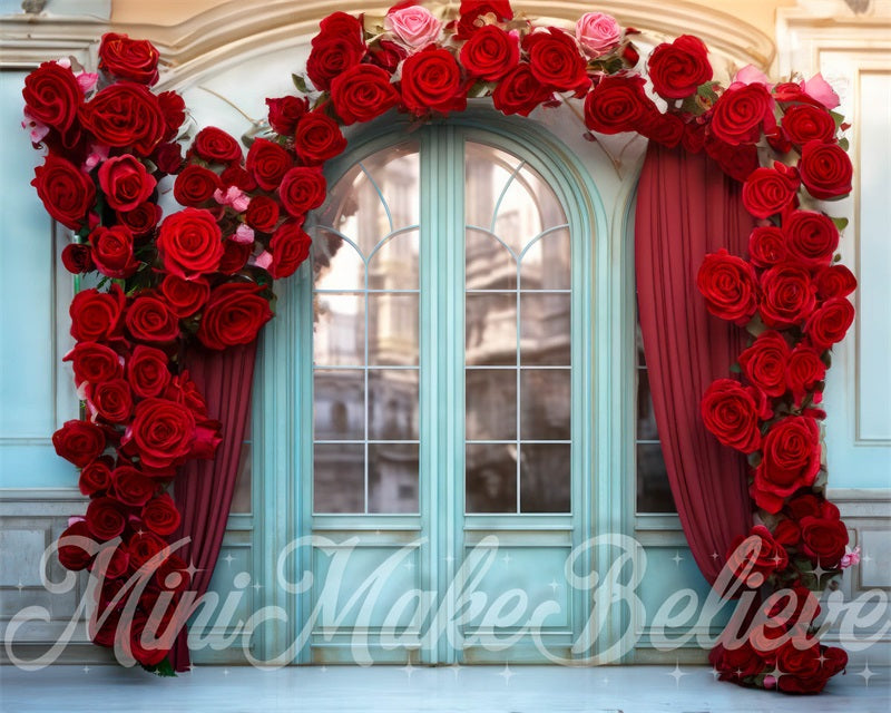 Kate Roses Rouge Porte Mur Bleu Extérieur Toile de fond conçue par Mini MakeBelieve