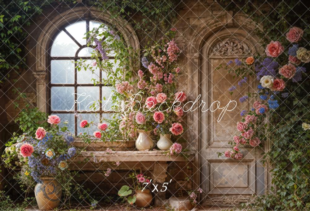 Kate Printemps Fenêtre arquée Intérieur Floral Toile de fond conçue par Emetselch