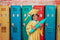 Kate Coloré École Salle de sport Casiers Toile de fond conçue par Emetselch - Kate Backdrop FR