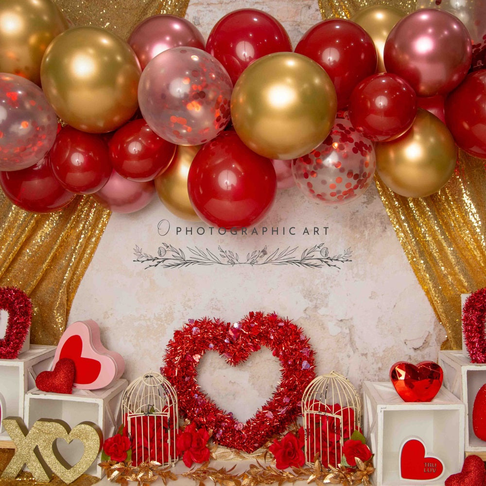 Kate Amour Ballons Rouge & Doré Rideau Toile de fond conçue par Jenna Onyia