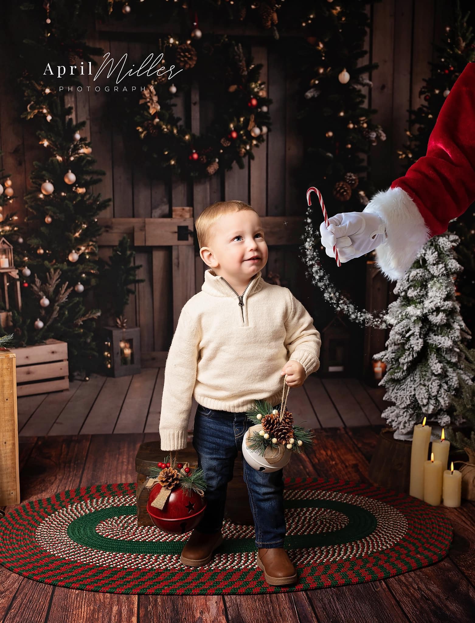 Kate Noël Ferme Intérieur Marron foncé Porte Toile de fond conçue par Emetselch - Kate Backdrop FR