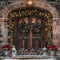 Kate Château Extérieur Noël Porte Mur de pierre Toile de fond conçue par Mini MakeBelieve - Kate Backdrop FR