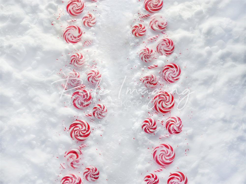 Kate Bonbon Rouge Chemin Blanc Neige Sol Toile de fond conçue par Lidia Redekopp - Kate Backdrop FR