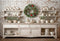 Kate Noël Blanc Armoire Mur de briques Couronne Toile de fond conçue par Emetselch - Kate Backdrop FR
