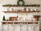 Kate Noël Cuisine Armoire Blanc Vaisselle Toile de fond conçue par Emetselch - Kate Backdrop FR