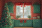 Kate Sapin de Noël Cuisine Armoires Vert Fenêtre Toile de fond conçue par Emetselch - Kate Backdrop FR