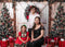 Offres Éclair #2 Kate Arbres de Noël Porte Blanc Cadeaux Toile de fond conçue par Emetselch - Kate Backdrop FR