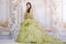 Kate Mariage Mur Vintage Fleurs Arche Toile de fond conçue par Mini MakeBelieve - Kate Backdrop FR