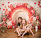 Kate Bohème Arche florale Cœur Rose Rouge Toile de fond conçue par Emetselch - Kate Backdrop FR