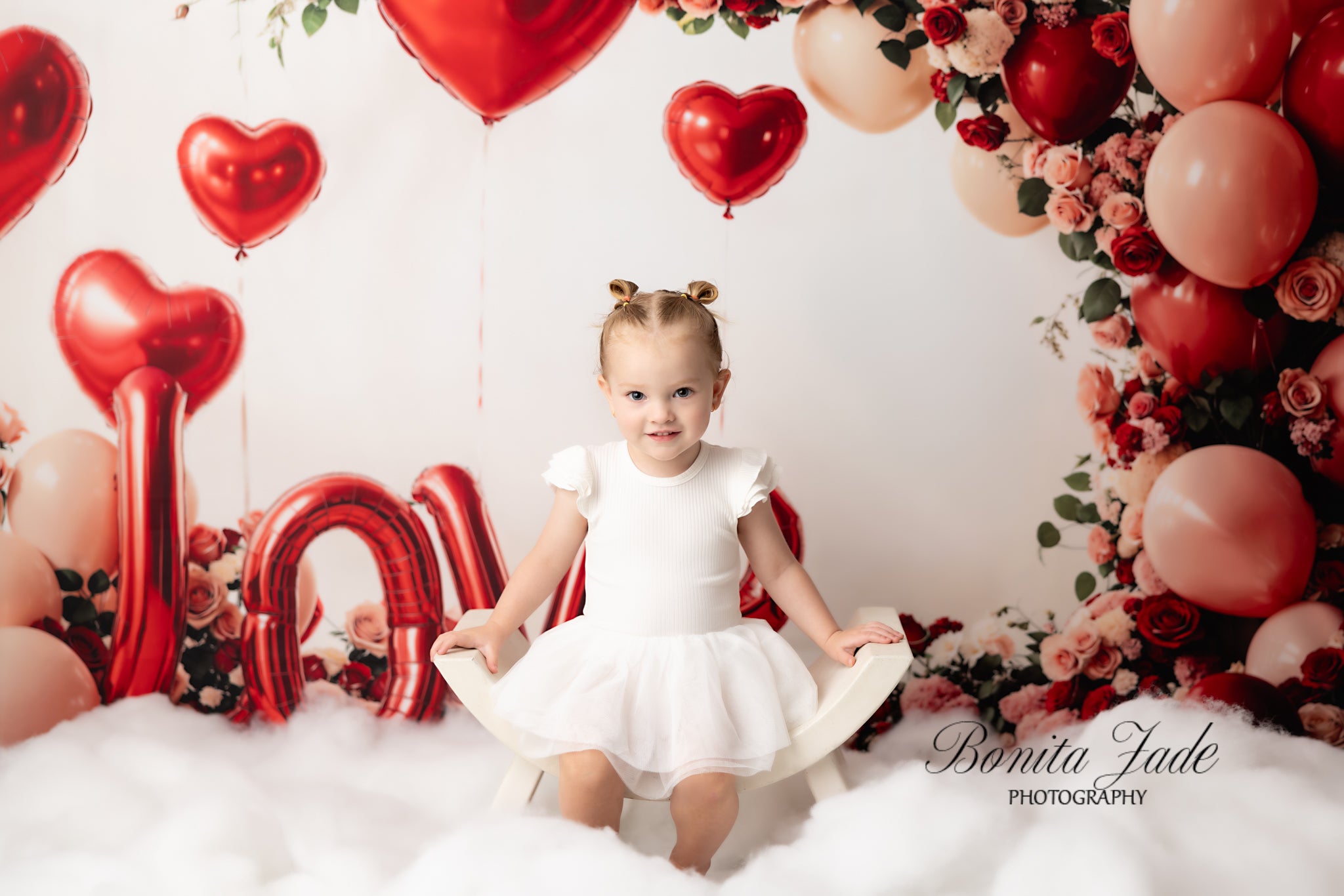 Kate Saint Valentin Love Ballon Arche de Fleurs Toile de fond conçue par Emetselch - Kate Backdrop FR
