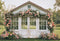 Kate Printemps Fleur Maison Rustique Jardin Toile de fond conçue par Emetselch - Kate Backdrop FR