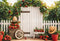 Kate Fraise Jardin Porte Rustique Panier Toile de fond conçue par Emetselch - Kate Backdrop FR