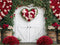 Kate Saint Valentin Roses Grange Porte Toile de fond conçue par Mini MakeBelieve - Kate Backdrop FR