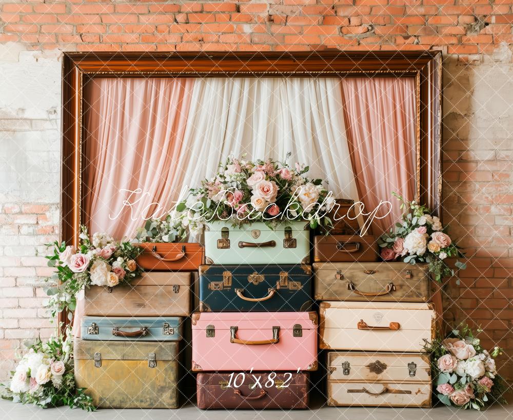 Kate Voyages Valises Fleur Mur de briques Toile de fond conçue par Patty Roberts - Kate Backdrop FR
