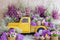 Kate Pâques Camion Jaune Fleurs Toile de fond conçue par Patty Roberts - Kate Backdrop FR
