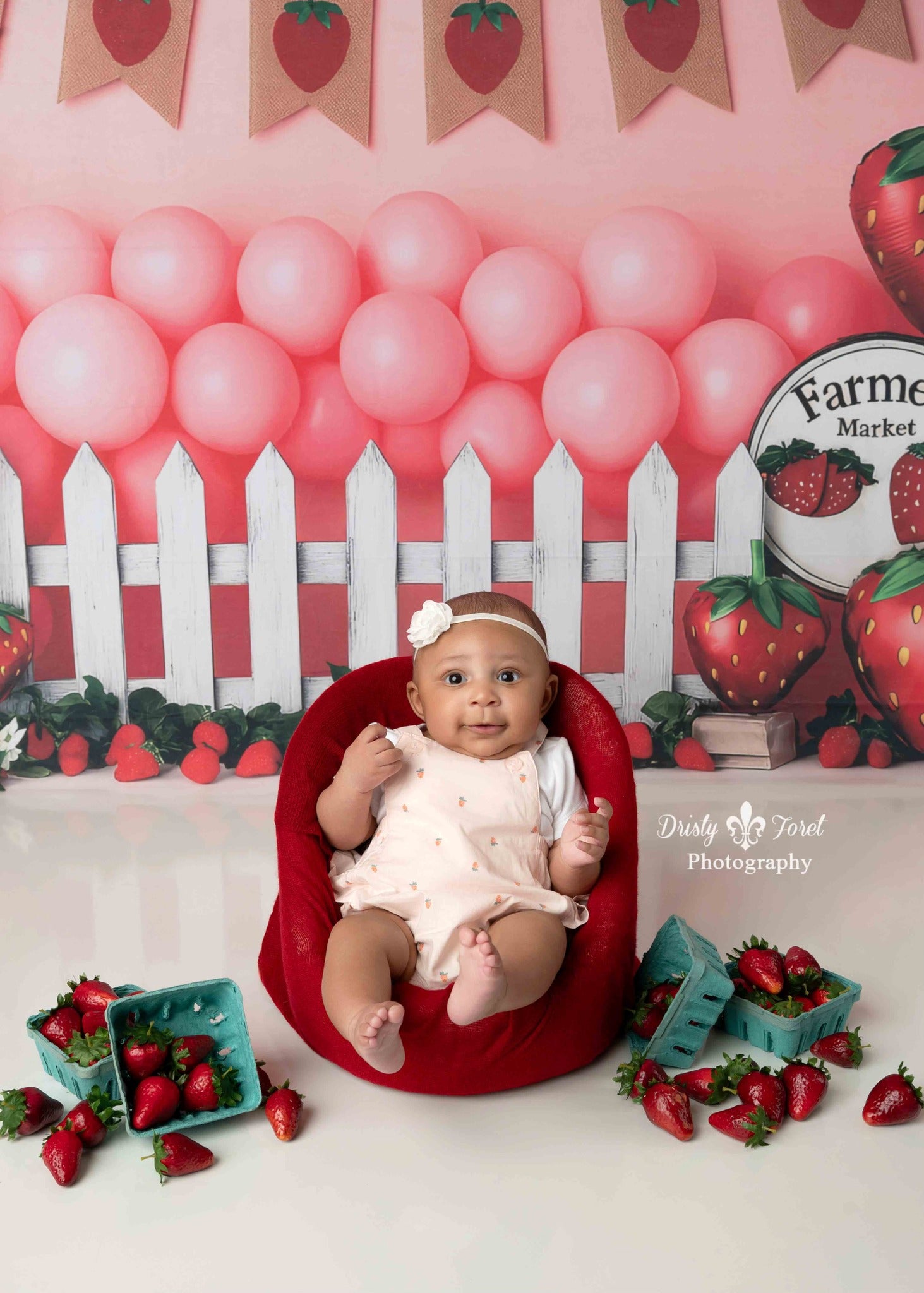 Kate Anniversaire Fraises Marché Toile de fond conçue par Patty Roberts