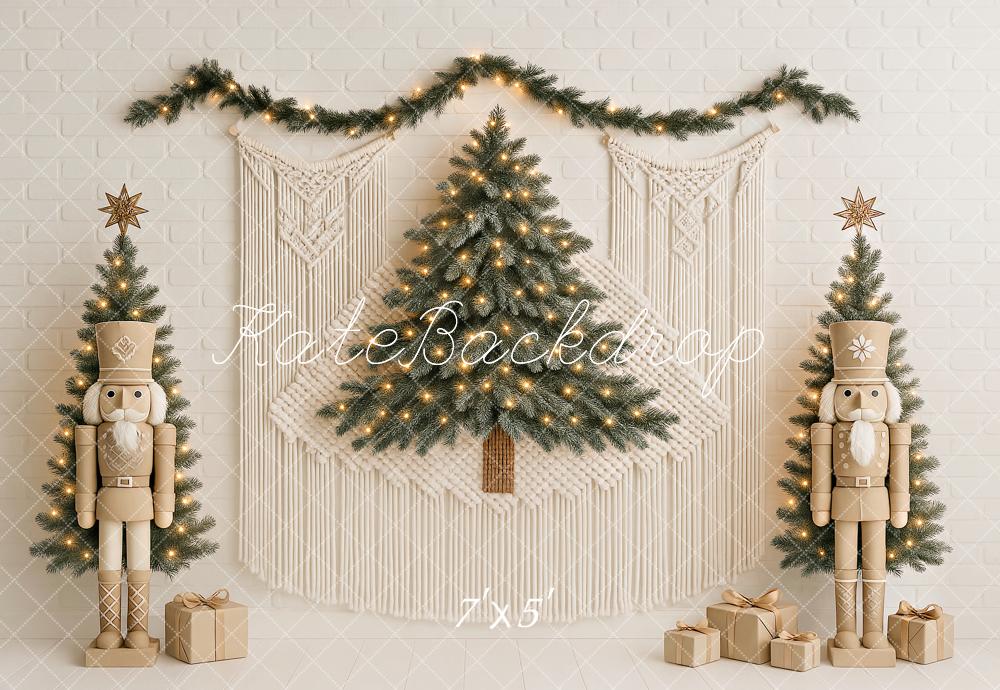 Kate Sapin de Noël Boho Casse-Noisette Macramé Toile de fond conçu par Ashley Paul
