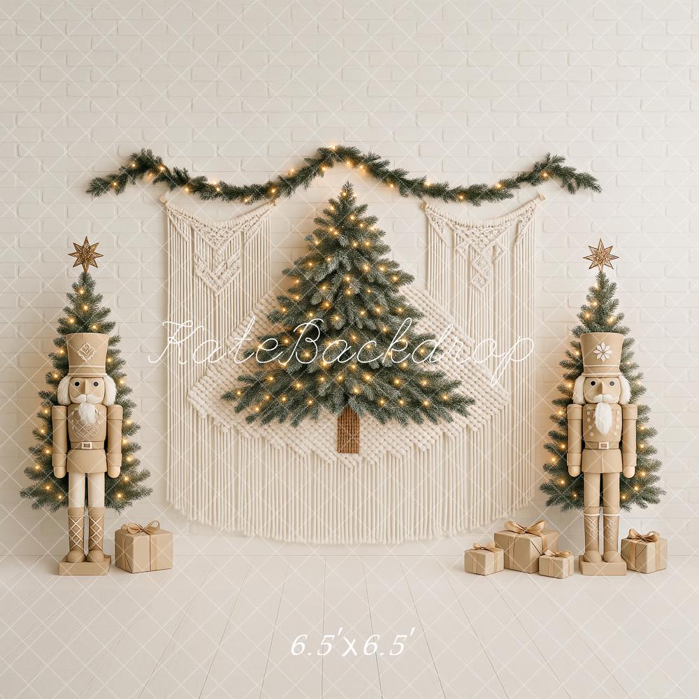 Kate Sapin de Noël Boho Casse-Noisette Macramé Toile de fond conçu par Ashley Paul