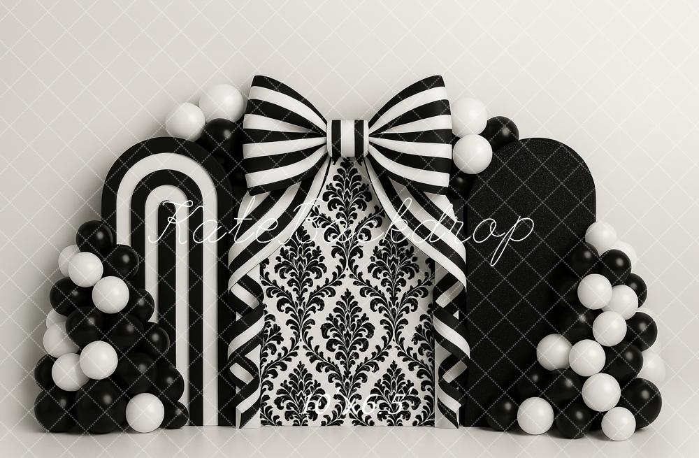 Kate Anniversaire Noir Blanc Nœud Ballons Toile de fond conçu par Ashley Paul - Kate Backdrop FR