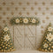 Kate Noël Grange Porte Bois Beige Toile de fond conçue par Megan Leigh