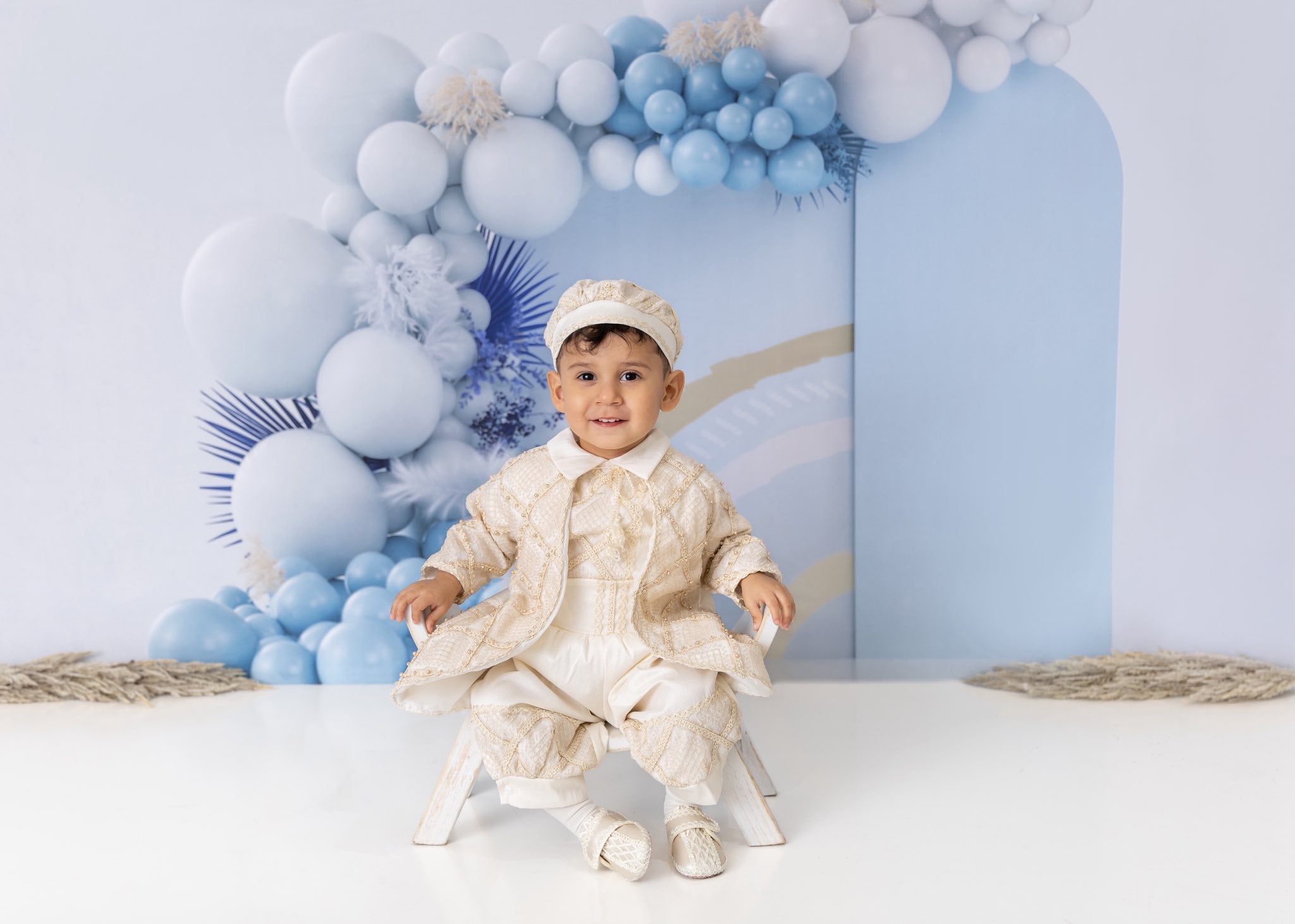 Kate Ballons Boho Bleu Enfant Toile de fond en Laine conçue par Uta Mueller Photographie - Kate Backdrop FR