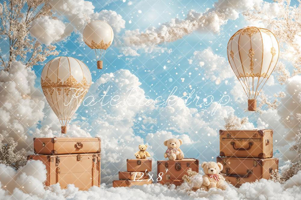 Kate Montgolfières Nuages Voyage Ciel Enfant Toile de fond en Laine conçue par Emetselch - Kate Backdrop FR