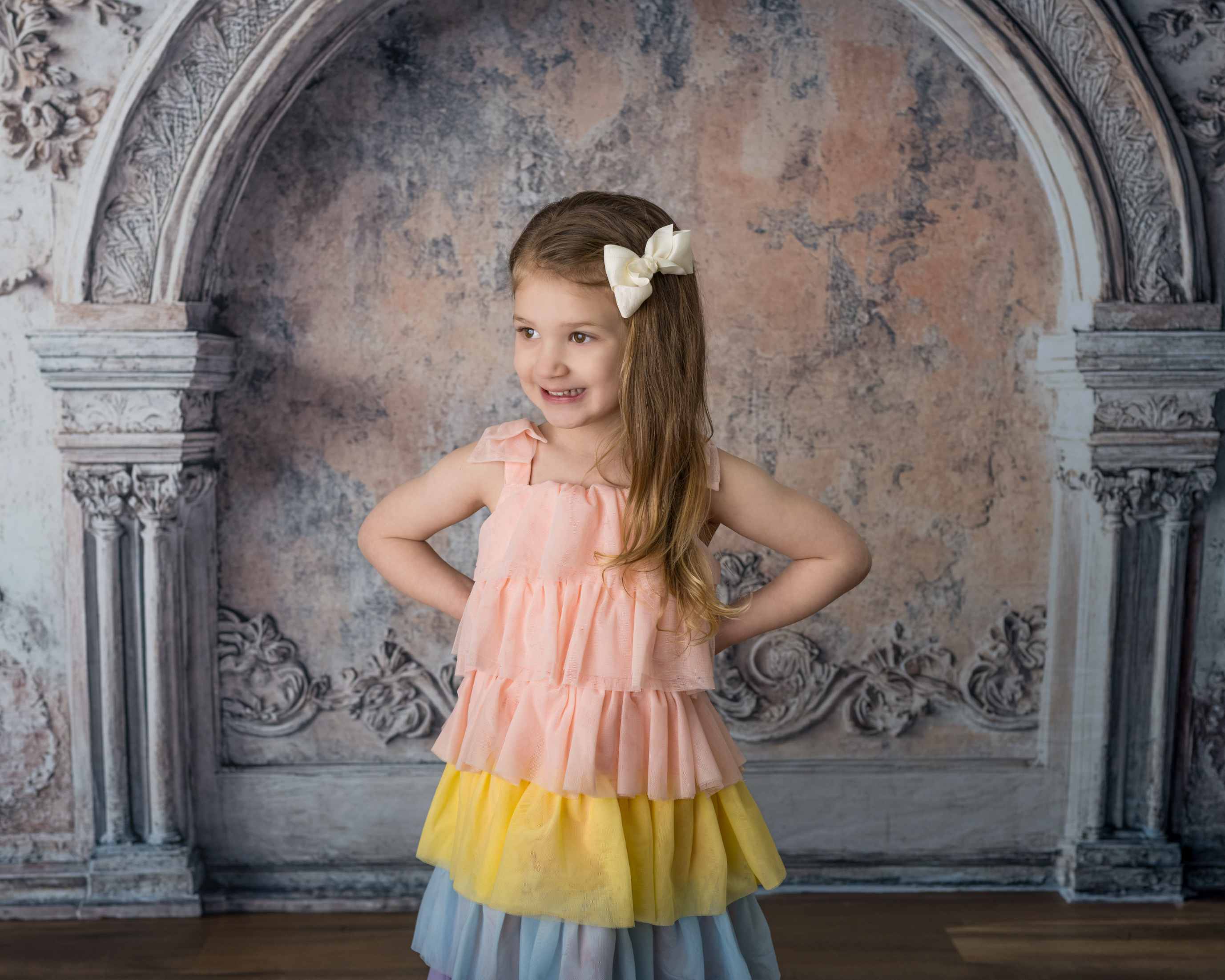 Kate Vintage Mur Rétro Arche Élégant Toile de fond conçue par Mini MakeBelieve - Kate Backdrop FR