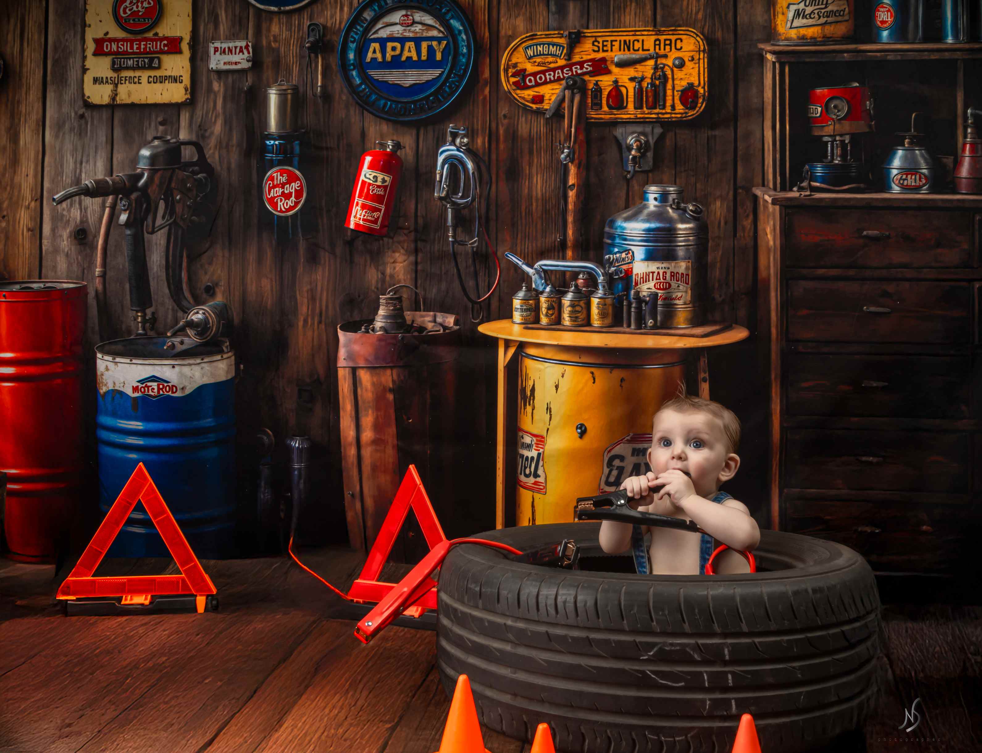 Kate Garage Vintage Mur en Bois Toile de fond conçue par Emetselch - Kate Backdrop FR