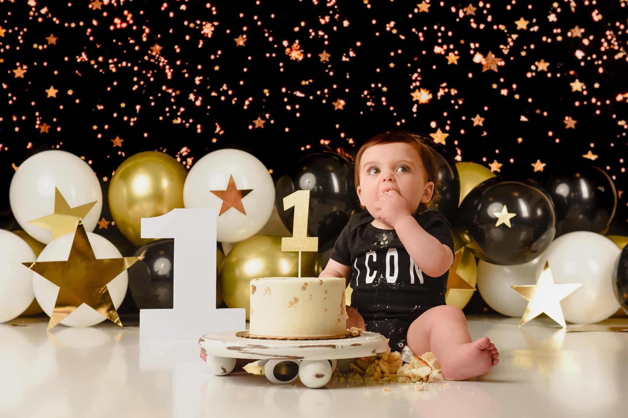 Kate Enfants Bokeh Étoiles Doré Noir Toile de fond conçu par Jerry sina