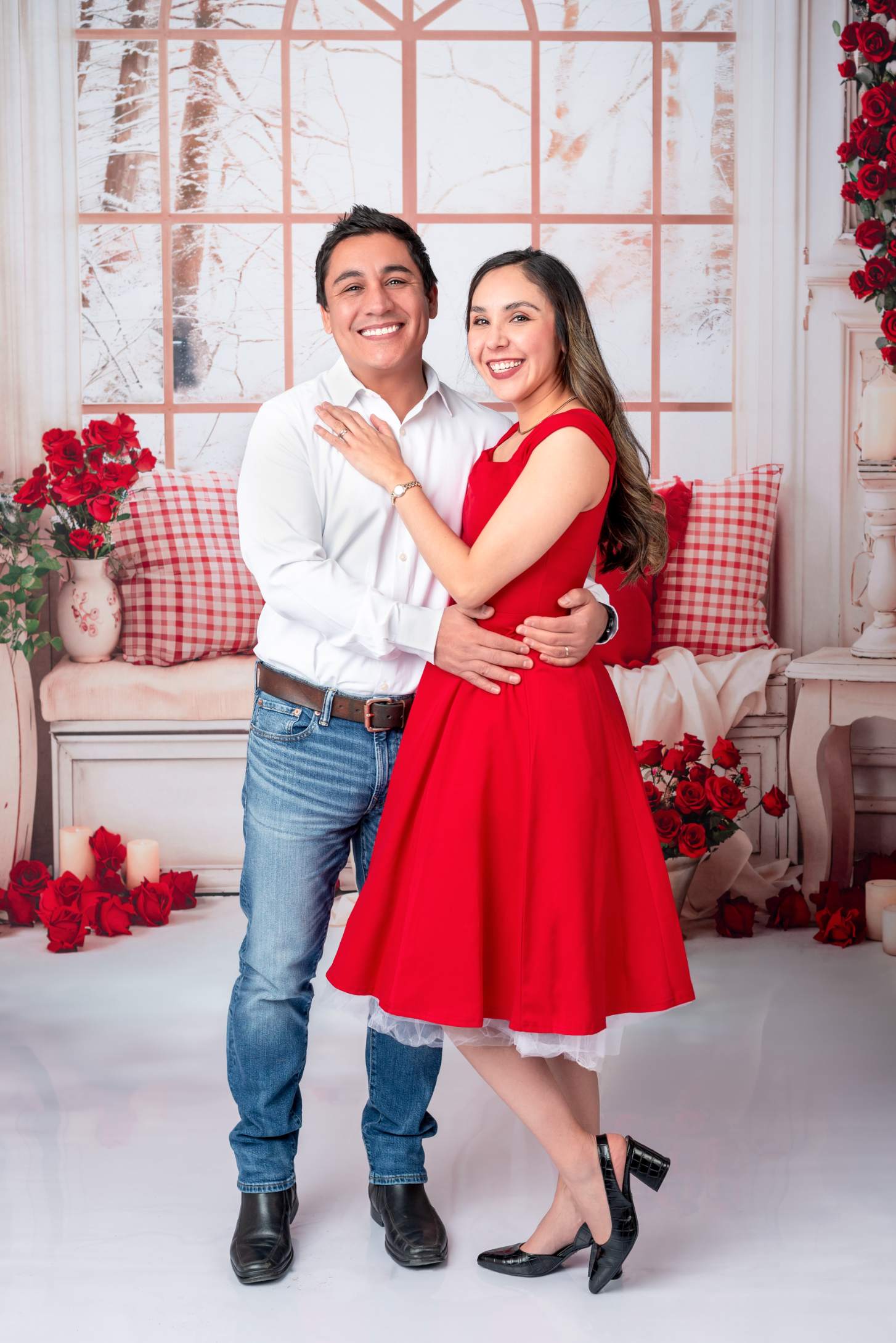 Kate Saint Valentin Blanc Canapé Fenêtre Roses Toile de fond pour la photographie - Kate Backdrop FR