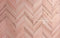 Kate Tapis de sol en caoutchouc Rose Bois à chevrons conçu par Mandy Ringe Photography - Kate Backdrop FR
