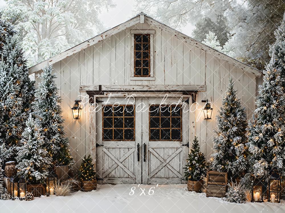 Kate Hiver Maison Blanche Sapins Neige Toile de fond en Laine conçue par Emetselch