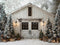 Kate Hiver Maison Blanche Sapins Neige Toile de fond en Laine conçue par Emetselch