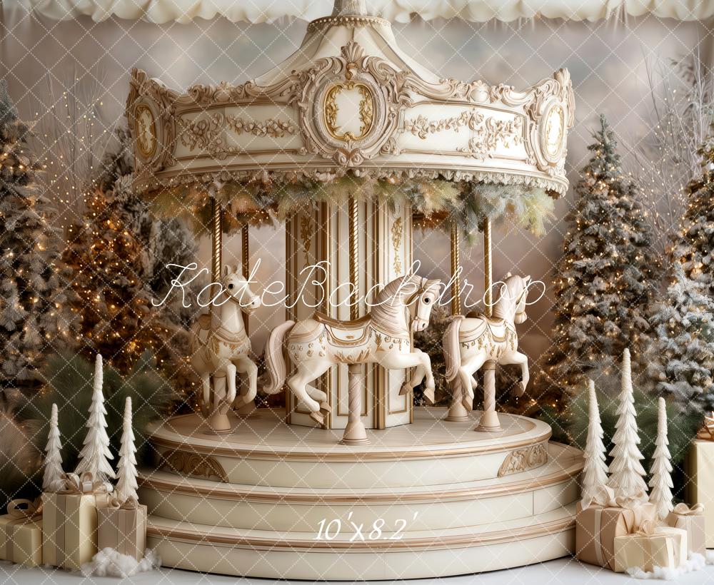 Kate Carrousel Sapins Hiver Cadeaux Toile de fond conçue par Patty Roberts - Kate Backdrop FR
