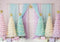 Kate Noël Sapins Étoiles Cadeaux Pastel Toile de fond conçue par Patty Roberts