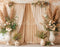 Kate Bohème Beige Fleurs Rideaux Toile de fond en Laine conçue par Emetselch