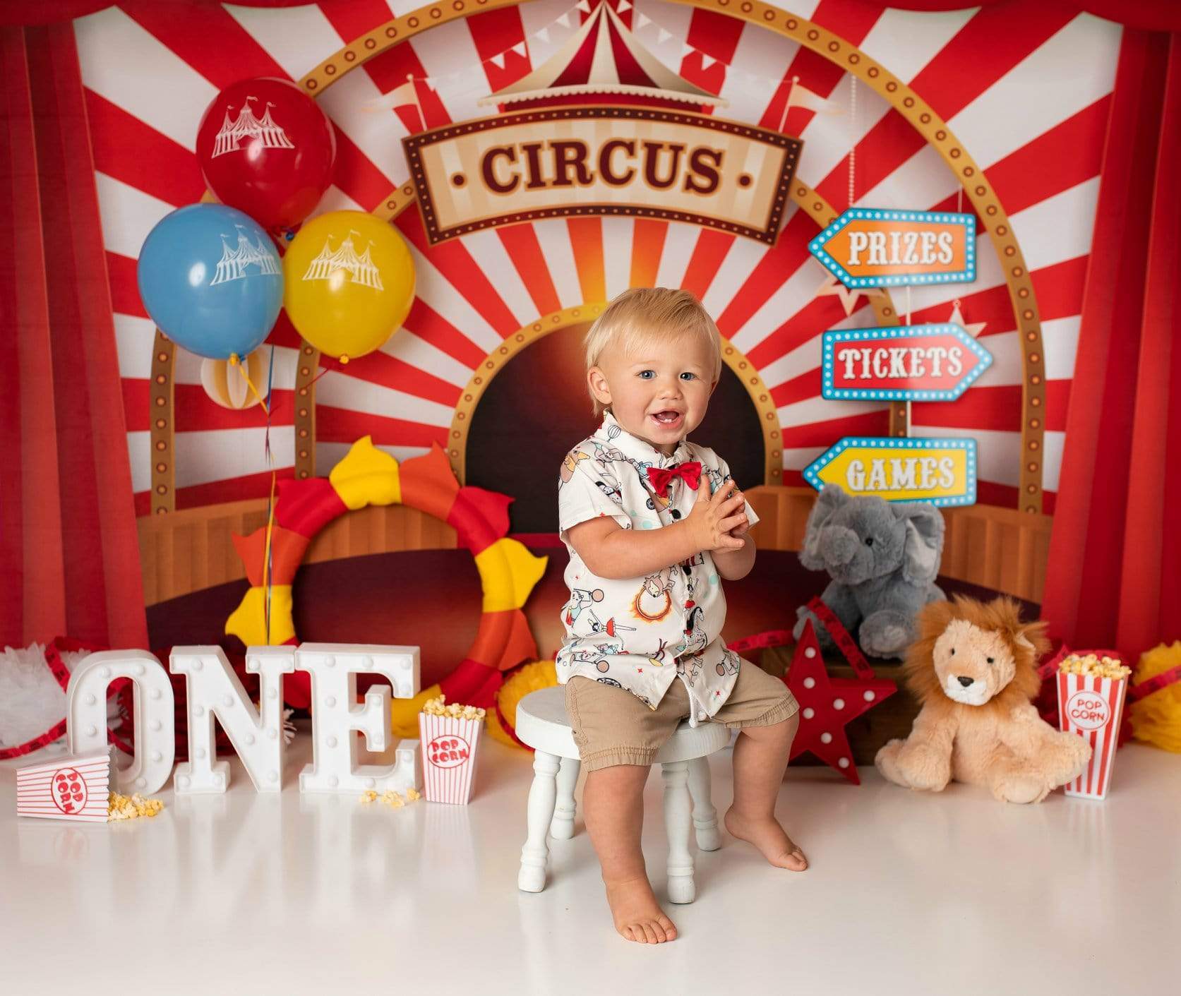 Kate Rouge Scène Cirque Enfant Toile de fond pour la photographie