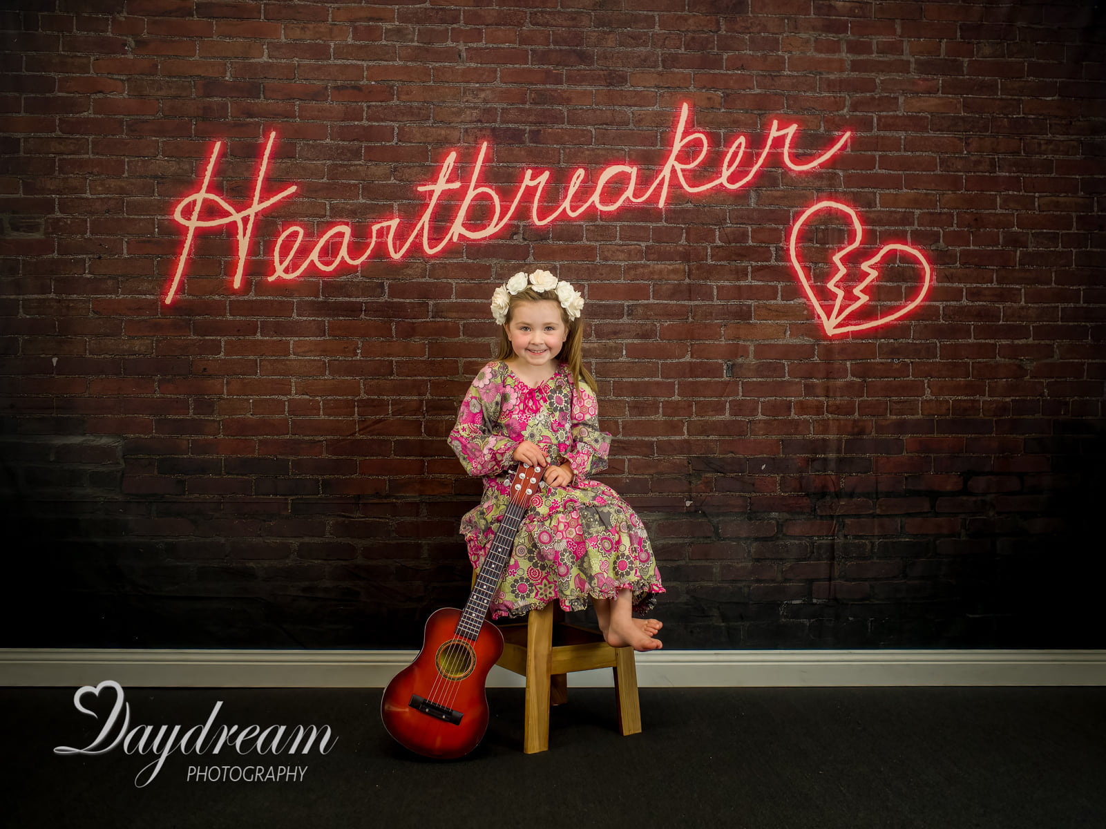 Kate Toile de fond de signe Heartbreaker conçue par Mandy Ringe - Kate Backdrop FR