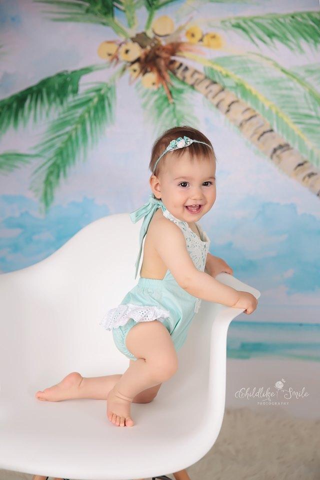Kate Plage Été Cocotier Enfant Toile de fond conçue par Veronika Gant - Kate Backdrop FR
