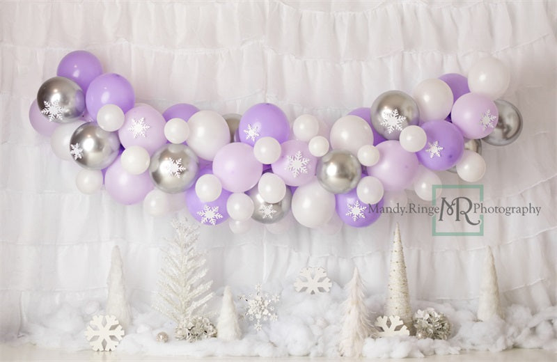 Kate Ballons Pays des merveilles Hiver Violet Blanc Toile de fond conçue par Mandy Ringe